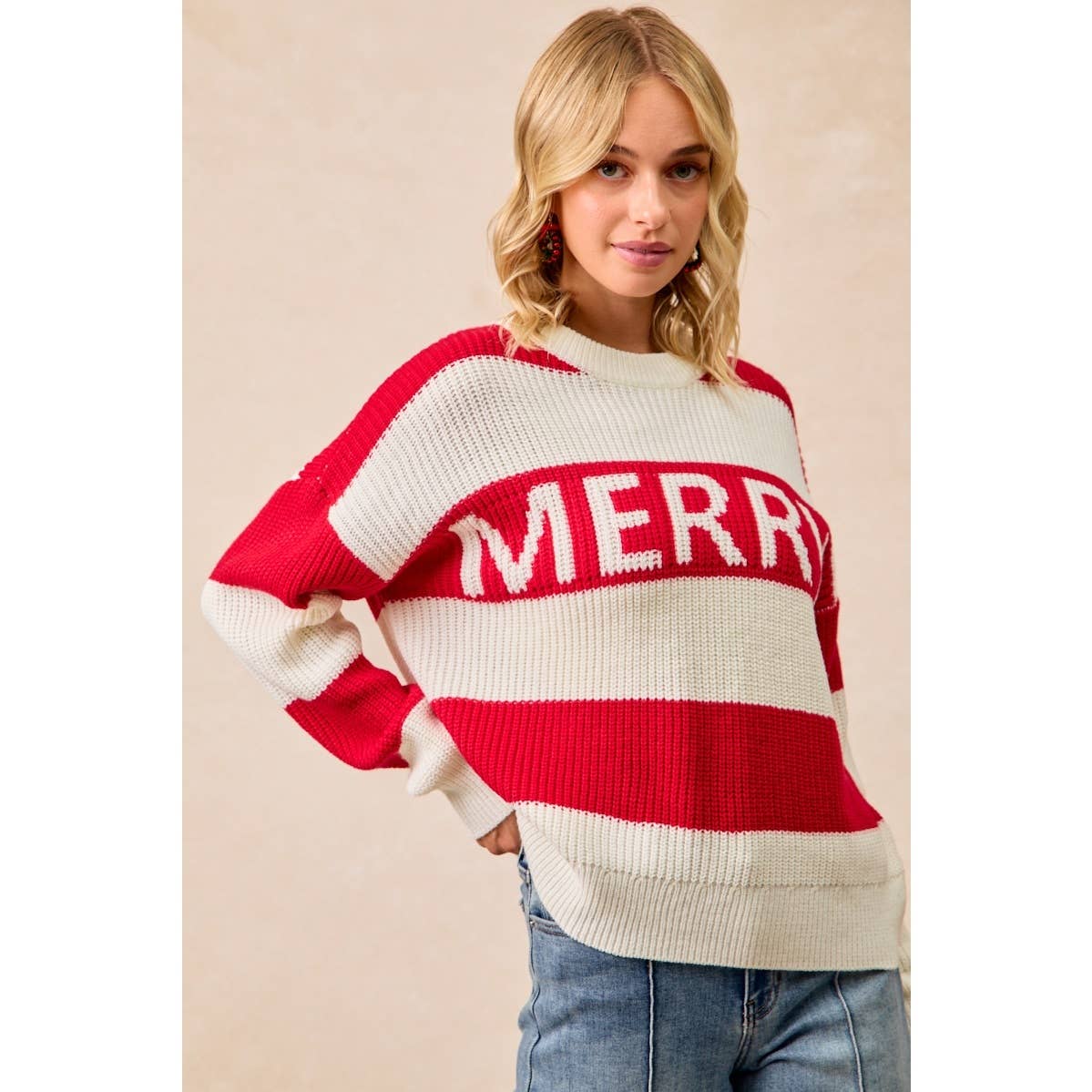 MERRY LETTERING SWEATER TOP