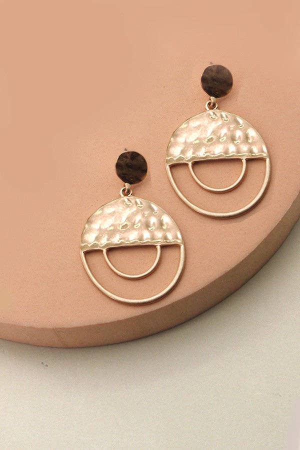 HAMMERED CIRCLE POST EARRINGS