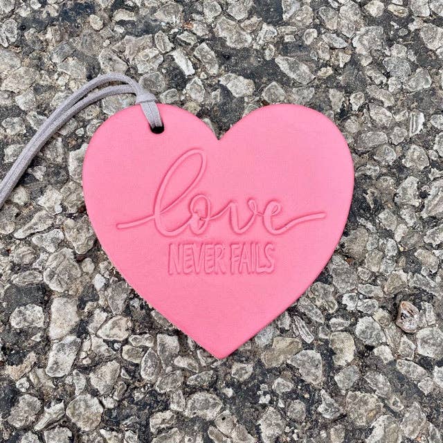 Love Never Fails Heart Air Flair