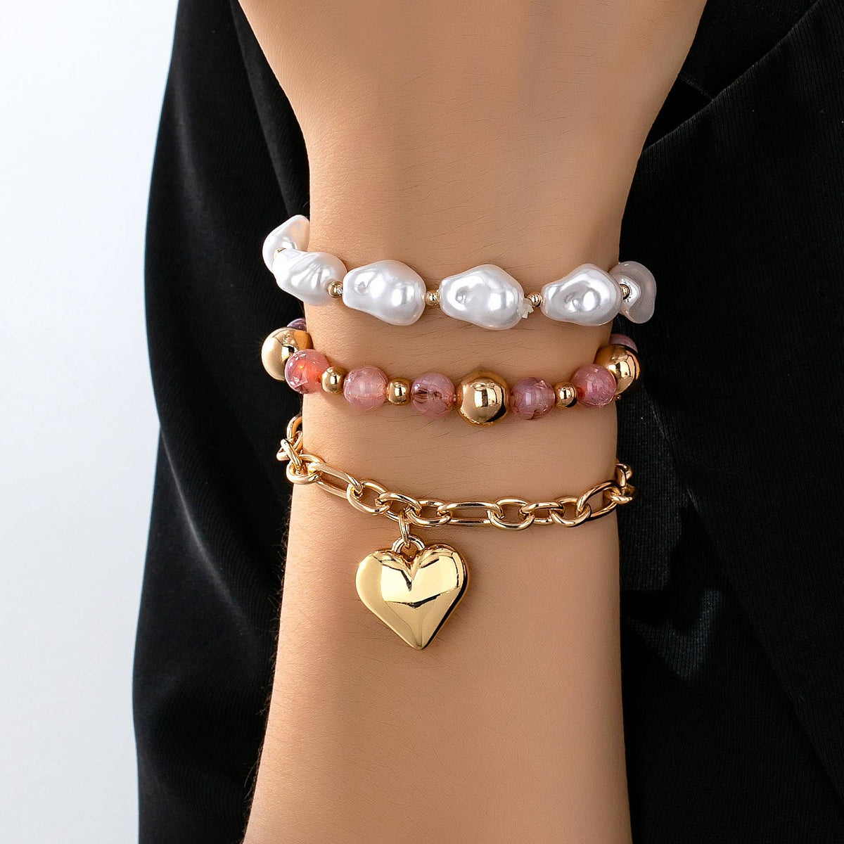 MULTI LAYER MIXED PEARL BEAD HEART CHARM BRACELET
