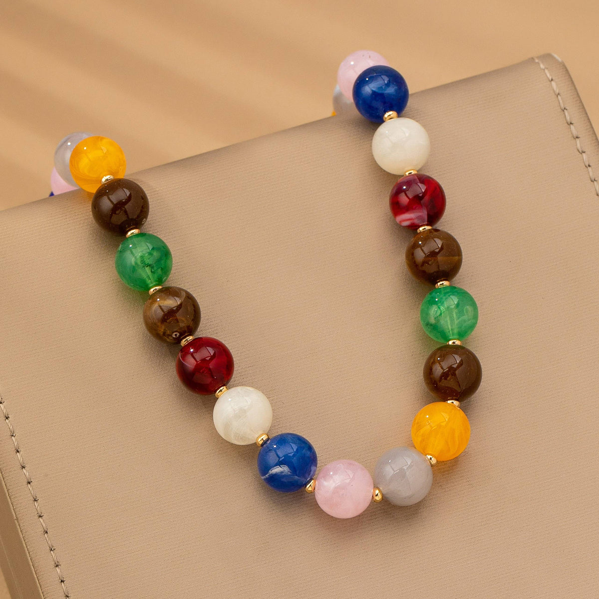 HIGH GLOSSY MULTI COLOR BEADED CHAIN NECKALCE