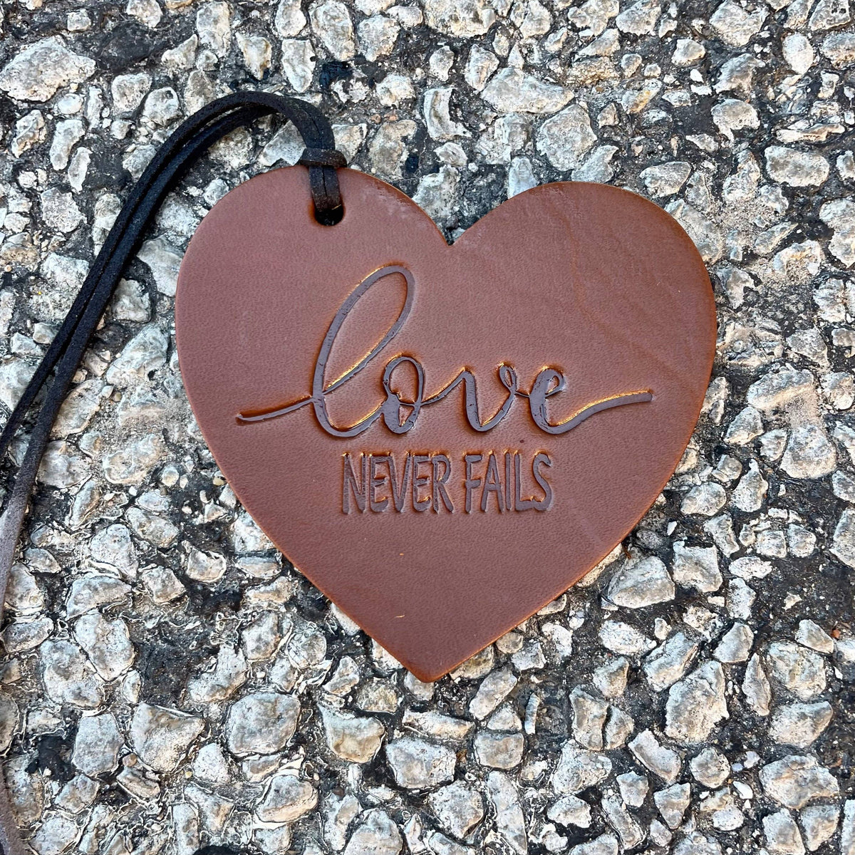 Love Never Fails Heart Air Flair