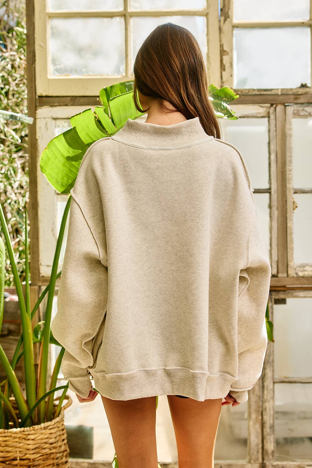 IT2594E-ALEMBO1 | Embroidered Mock Neck Sweatshirt