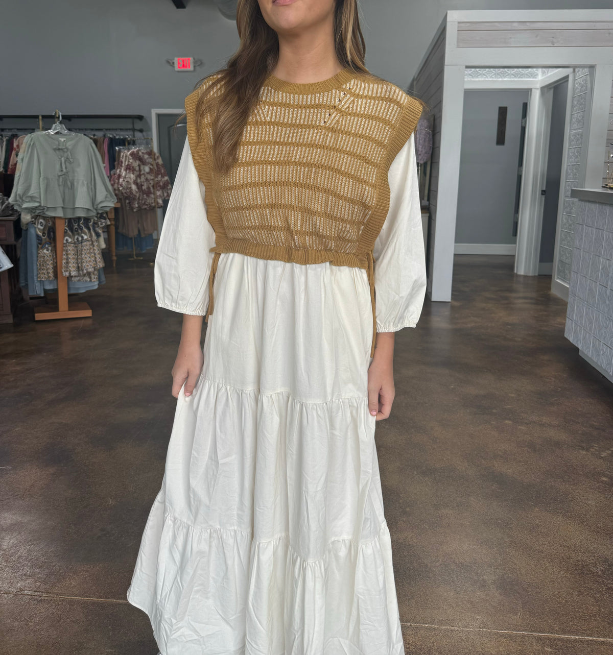 Vest attached Long sleeve midi dress