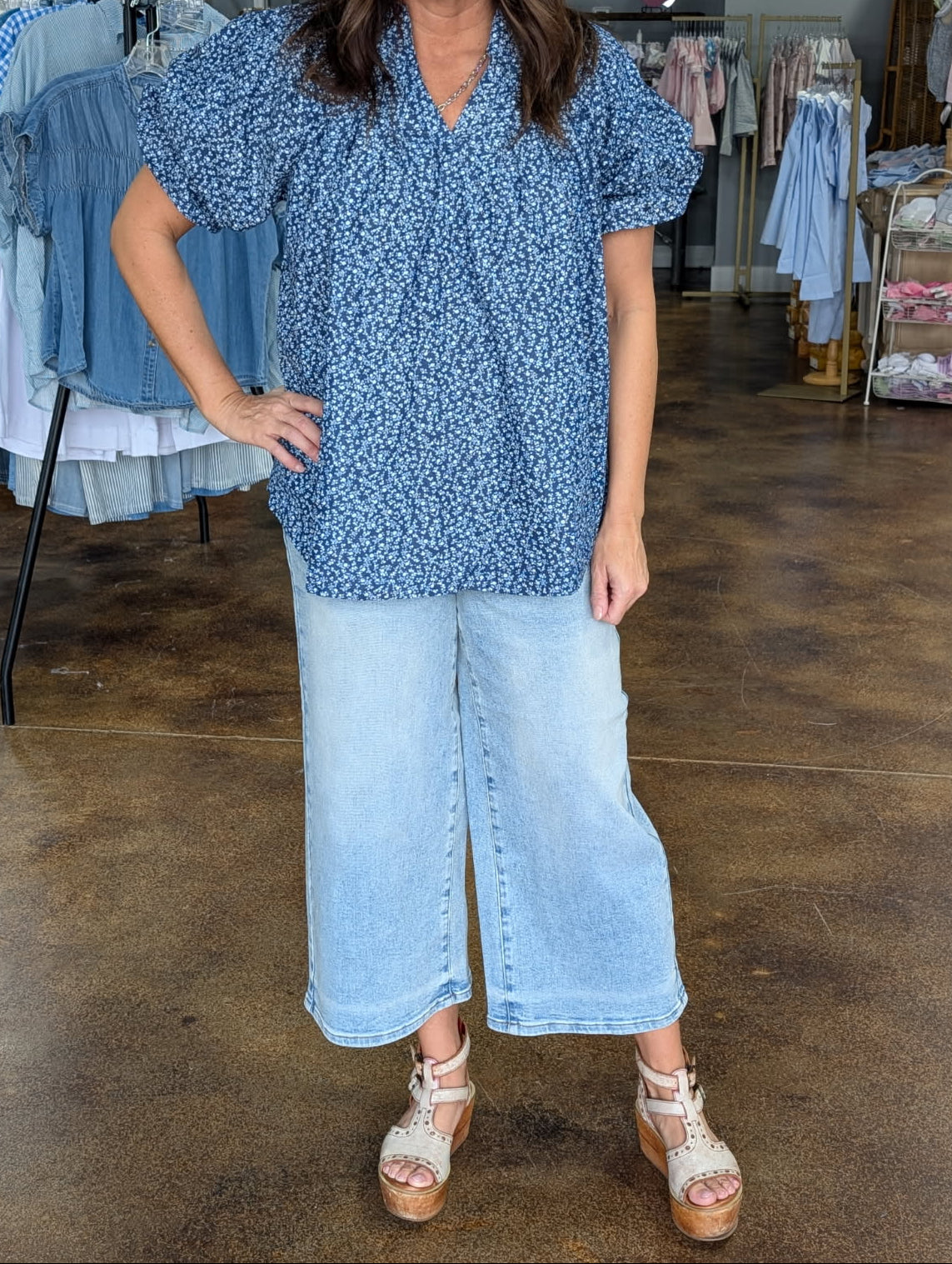 Judy Blue Mide Rise Wide Crop Jean