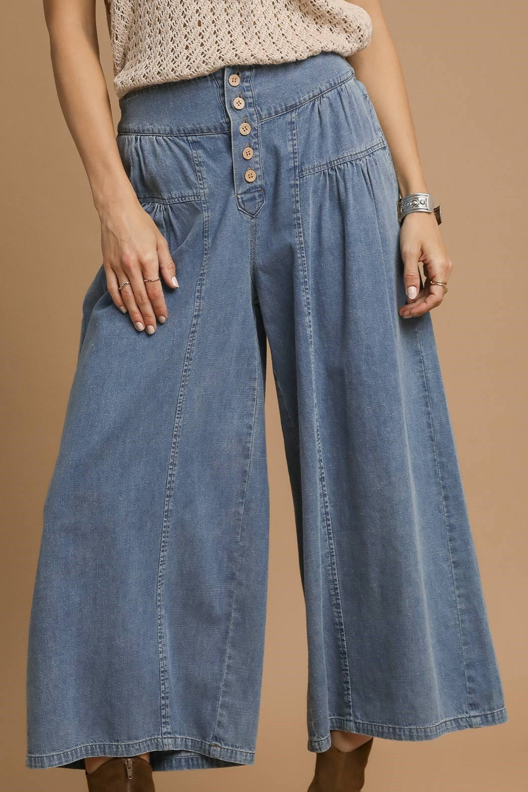 Stone Washed Wide-Leg Button-Front Jeans