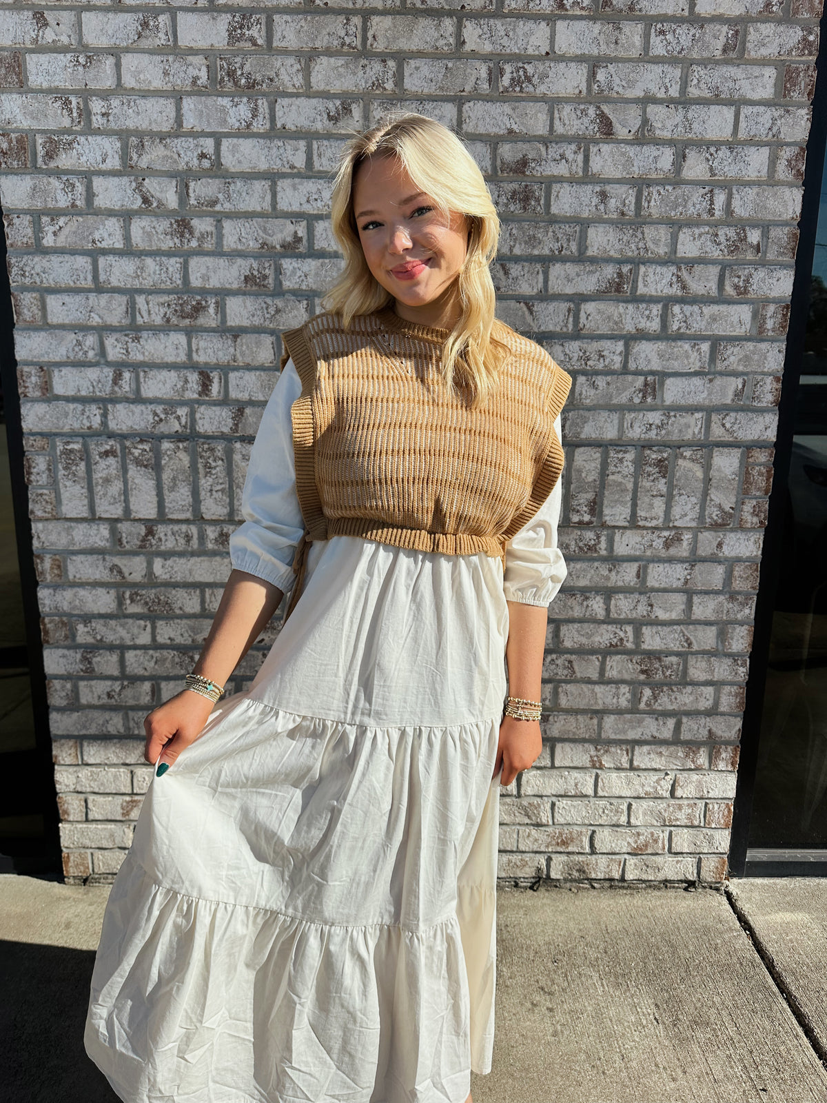 Vest attached Long sleeve midi dress