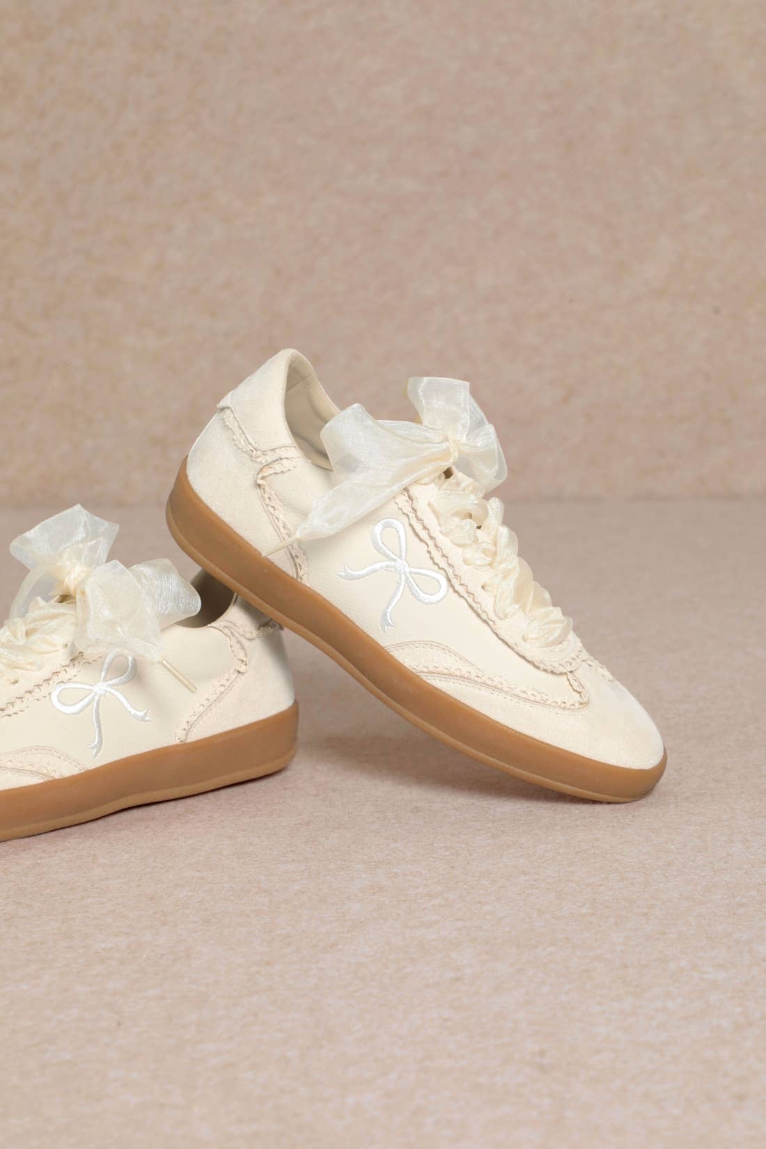 JULIE RIBBON EMBROIDERY LACE EDGE DETAIL SNEAKERS