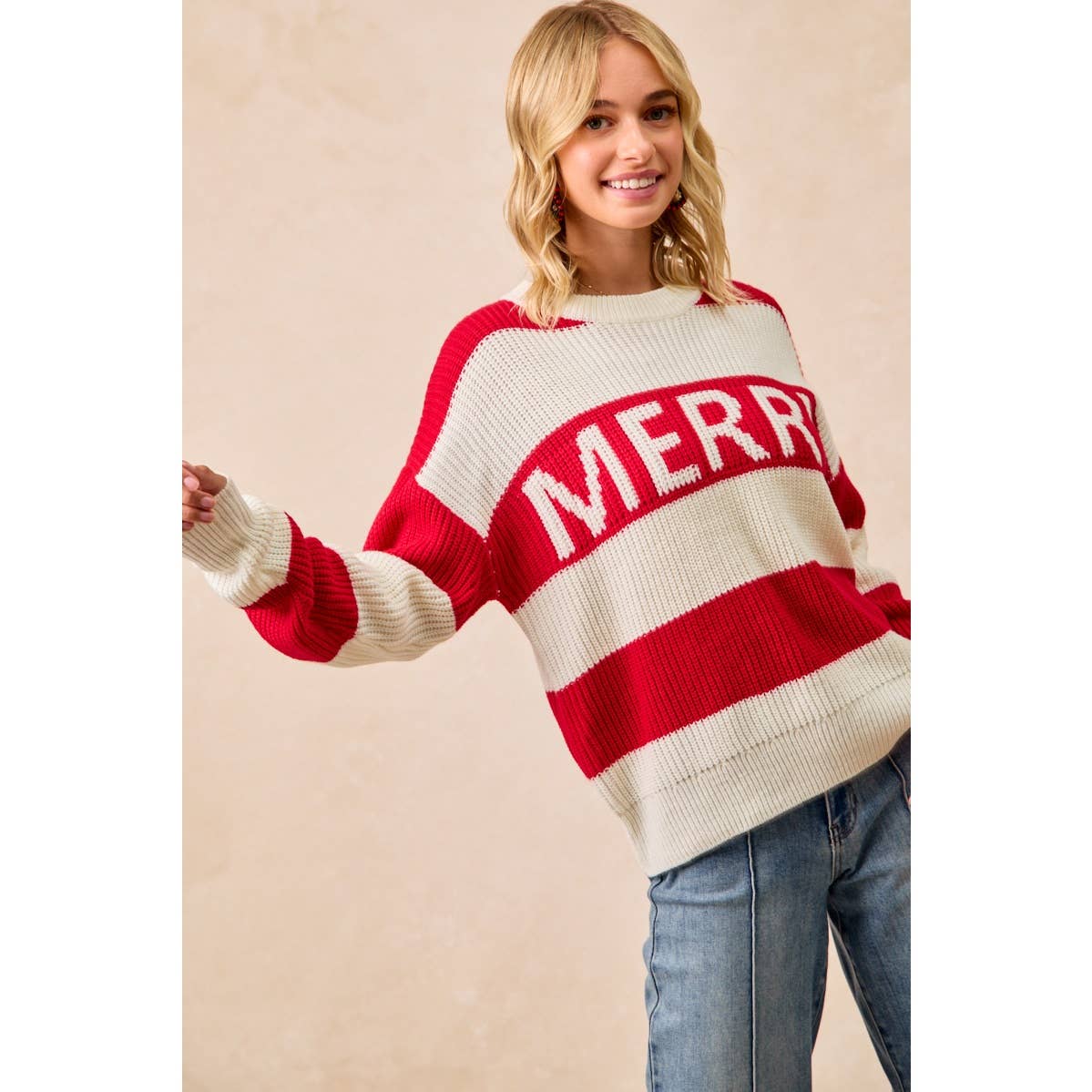 MERRY LETTERING SWEATER TOP