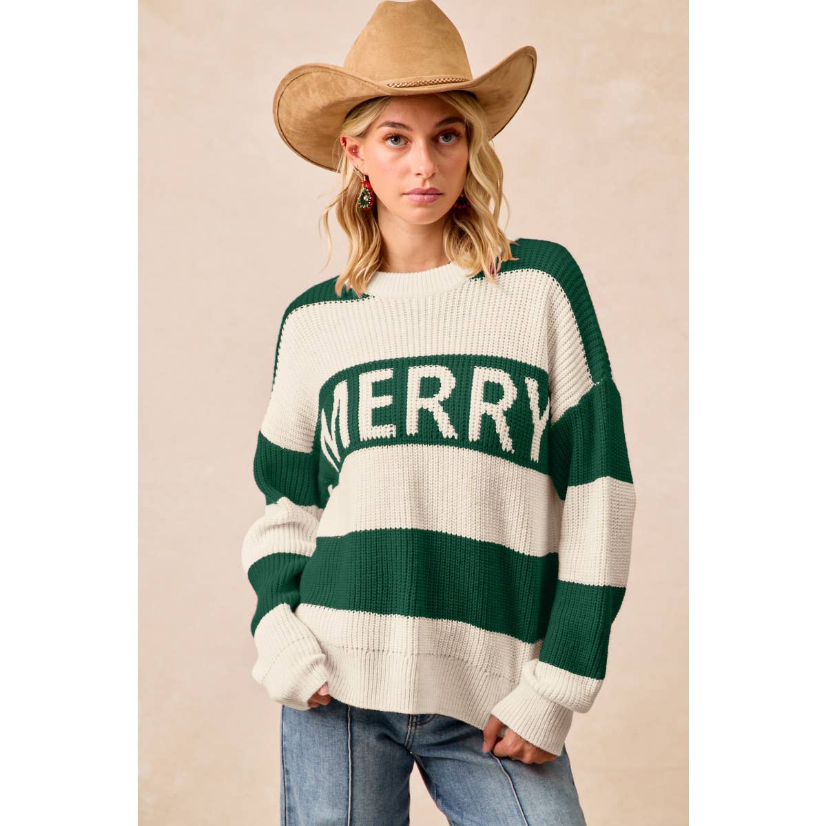 MERRY LETTERING SWEATER TOP