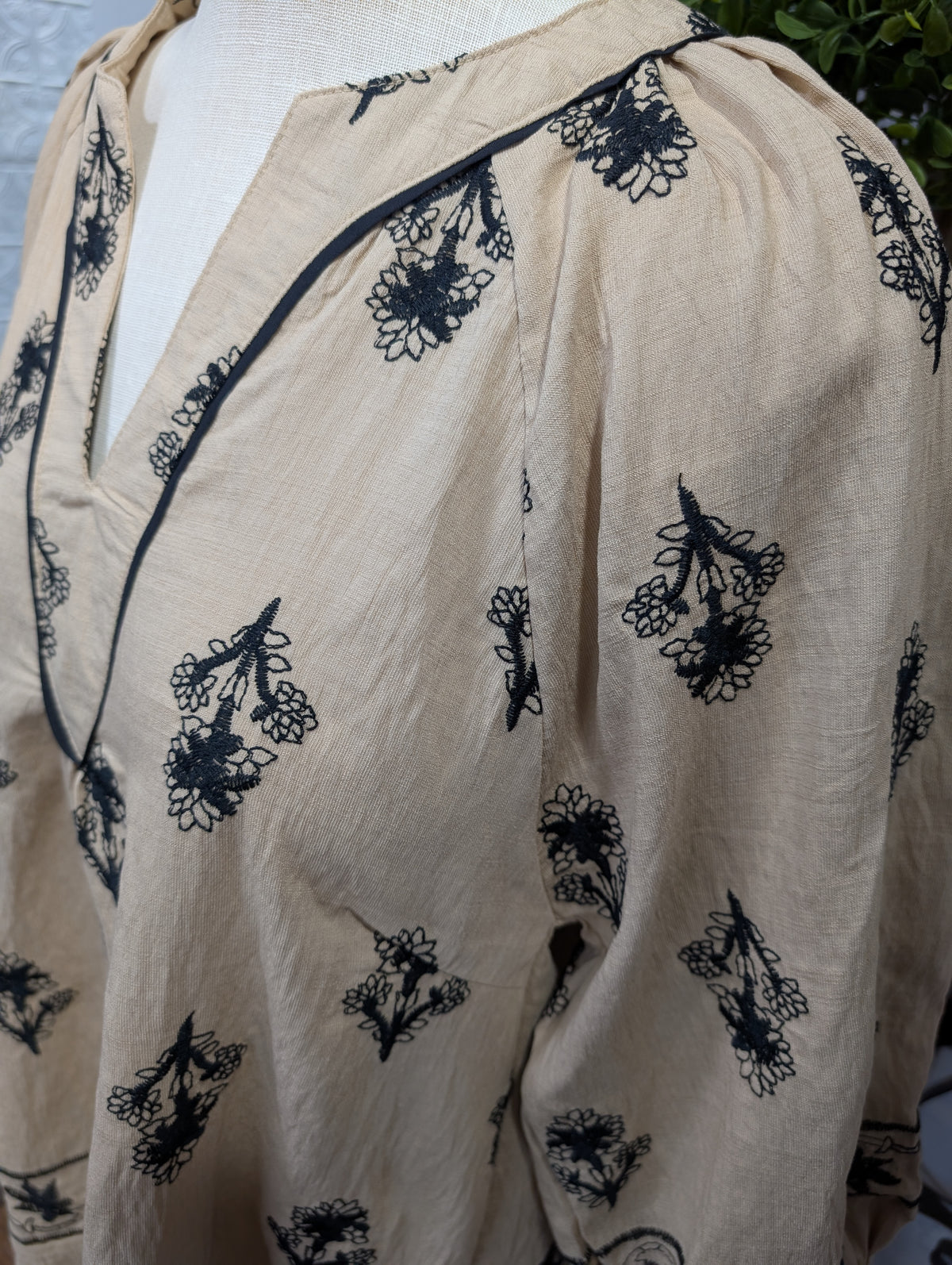 Embroidered 3/4 Top