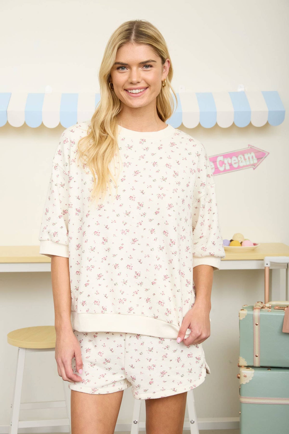 FLORAL SHORT SLEEVE CREW NECK KNIT TOP/Short Set