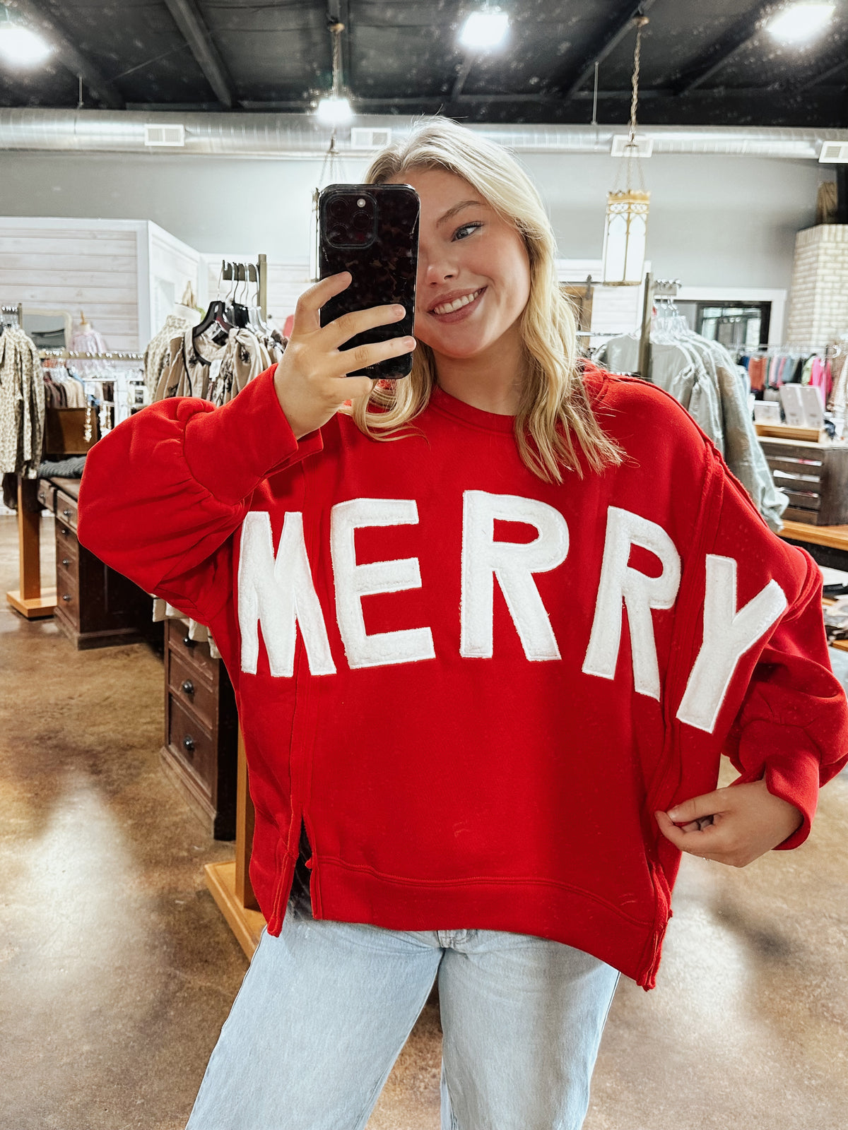 MERRY Sweatshirt