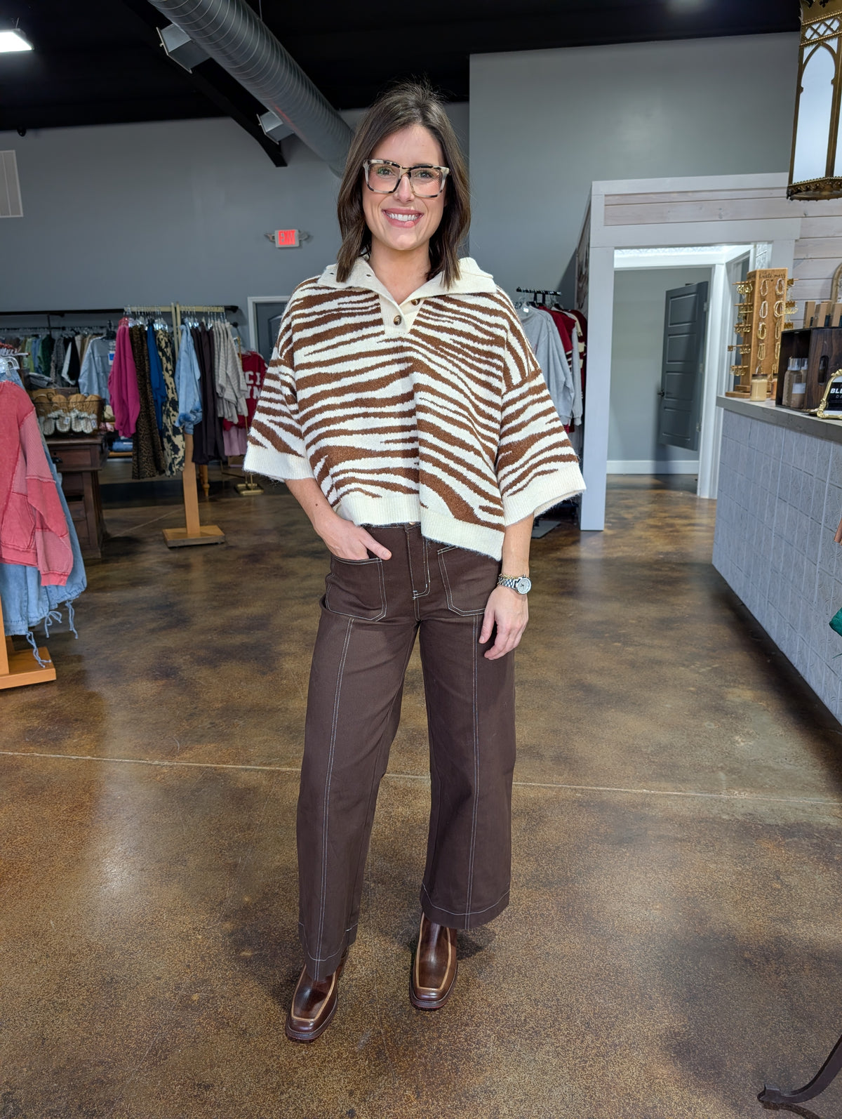 Abstract animal print 3/4 sleeve knit top