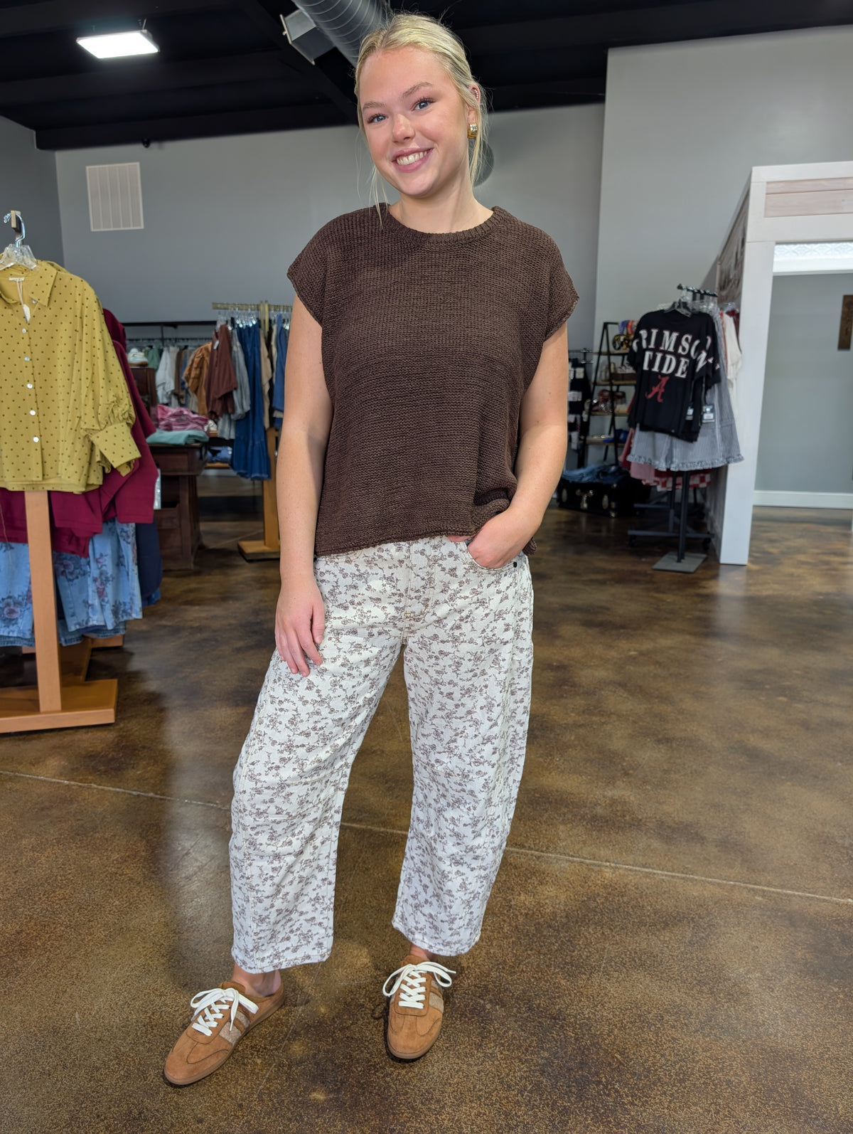 Floral Jacquard Barrel Pant
