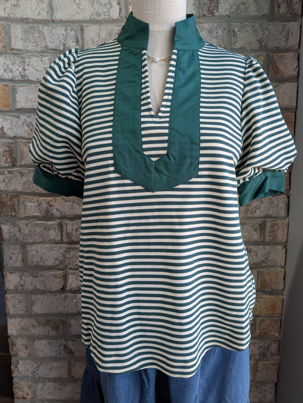 Short puff sleeves high neck stripe top with solid contrast accent