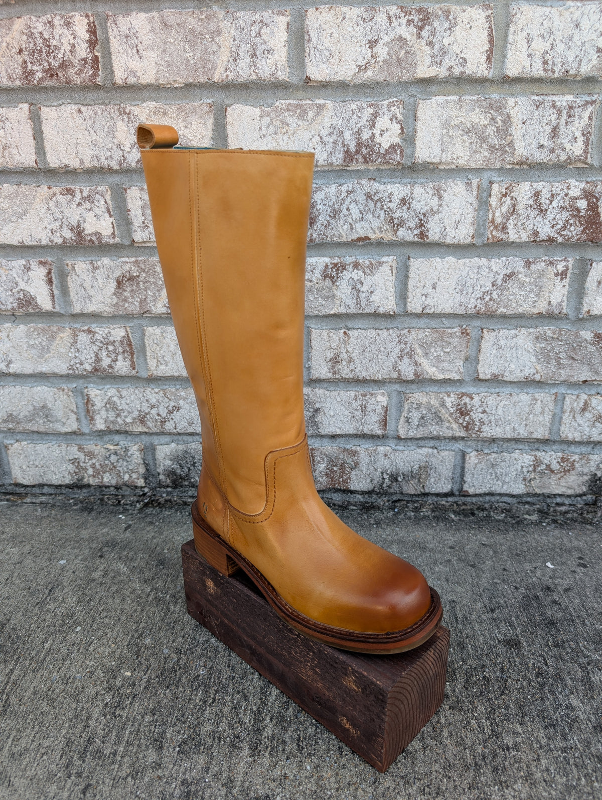 Froe Banana Boot