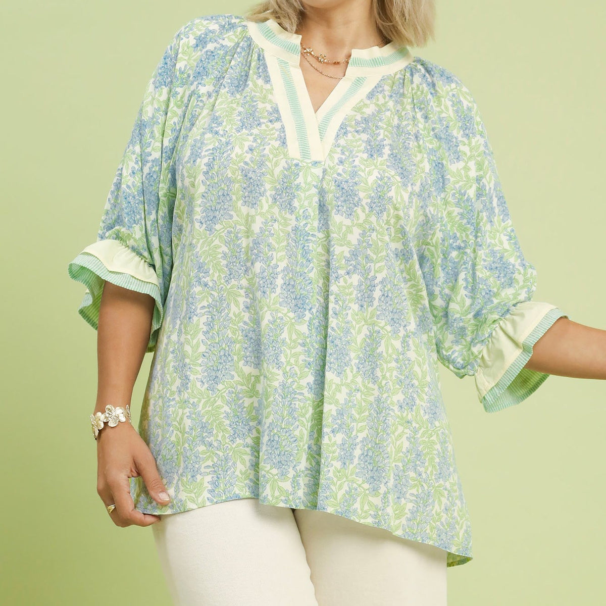 Spring Burst Print v neck Top Plus
